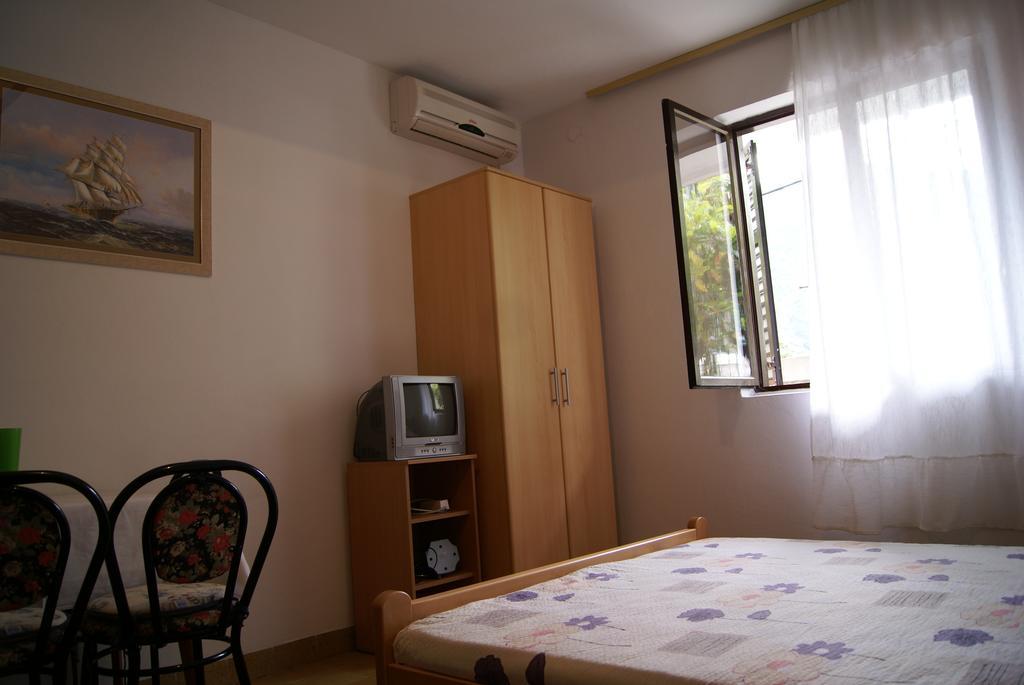 Apartment Kotor-Andrija Jovanovic Chambre photo
